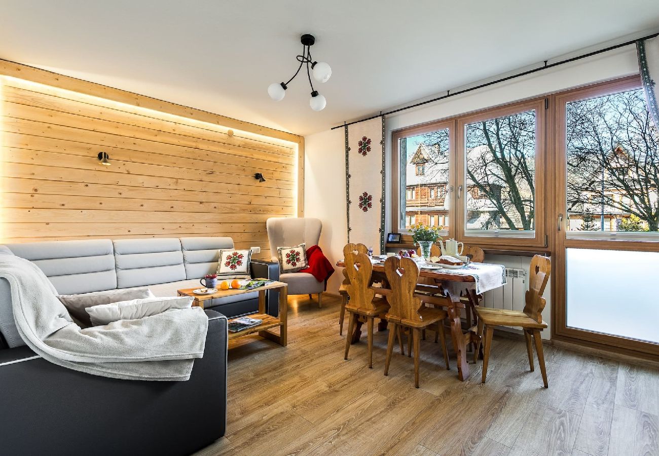 Ferienwohnung in Zakopane - Familie Highlander Wohnung mit Balkon 