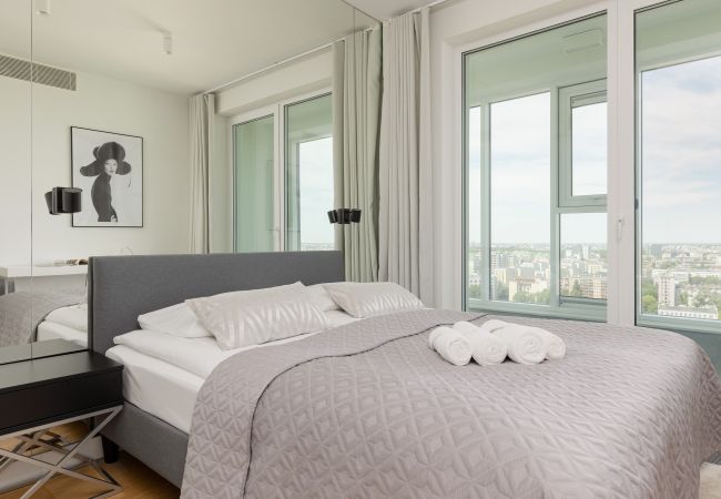 Ferienwohnung in Warszawa - Unique Tower Wohnung LUX | 3 Schlafzimmer