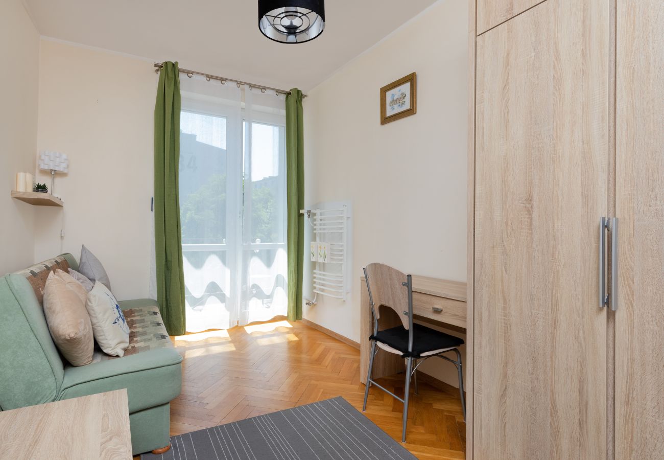 Ferienwohnung in Gdynia - Sonnige Wohnung für Familie mit Balkon, Gdynia Downtown