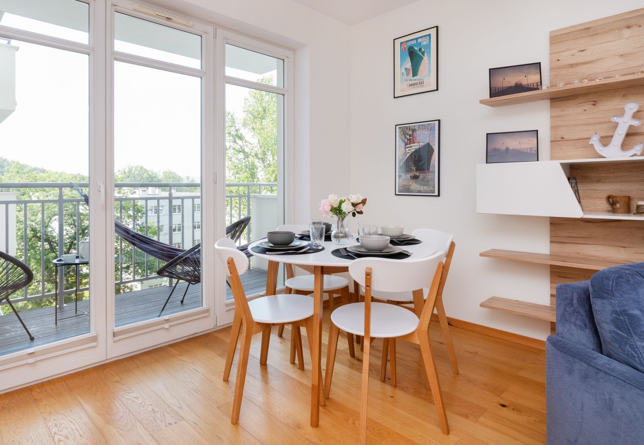 Ferienwohnung in Gdynia - Helle Familienwohnung Gdynia mit Balkon & Parkplatz