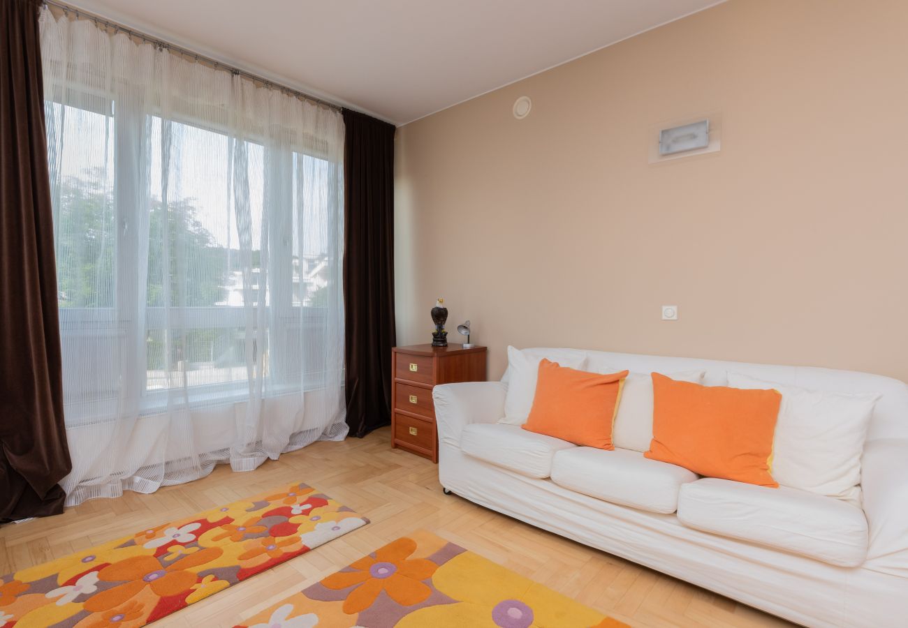 Ferienwohnung in Gdynia - Orlowo Park 14 | 3 Schlafzimmer | Am Strand | Parkplatz | Terrasse | Winter Garden