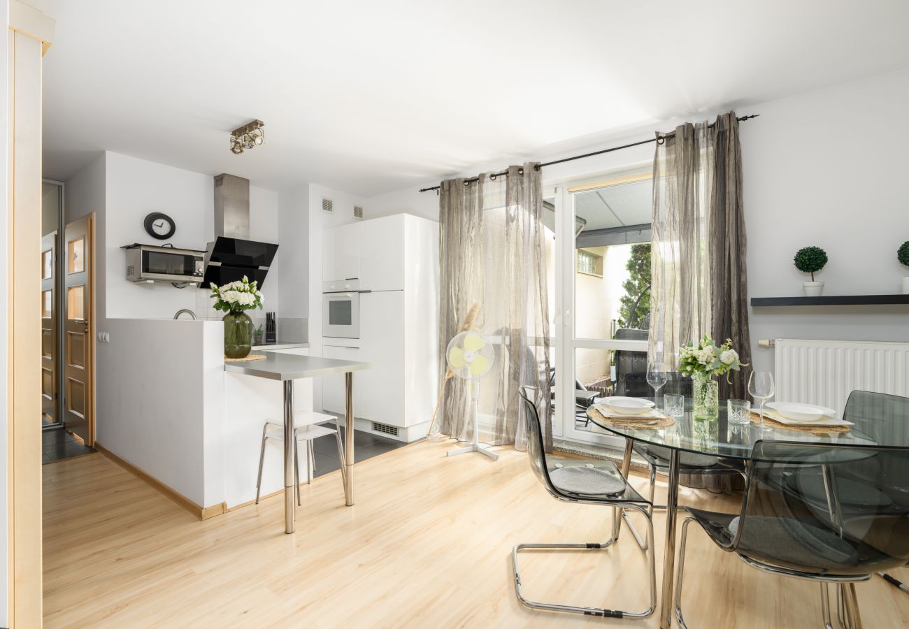 Ferienwohnung in Poznań - Gemütliche Wohnung Karpia 17 mit Terrasse in Poznan