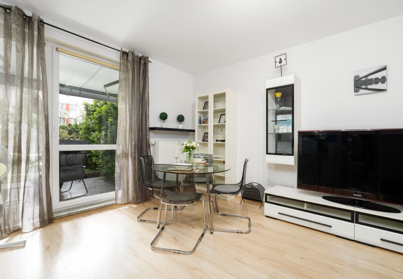 Ferienwohnung in Poznań - Gemütliche Wohnung Karpia 17 mit Terrasse in Poznan