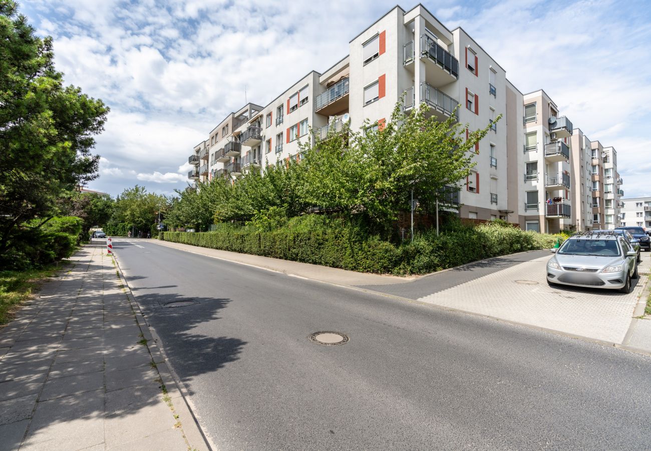 Ferienwohnung in Poznań - Gemütliche Wohnung Karpia 17 mit Terrasse in Poznan