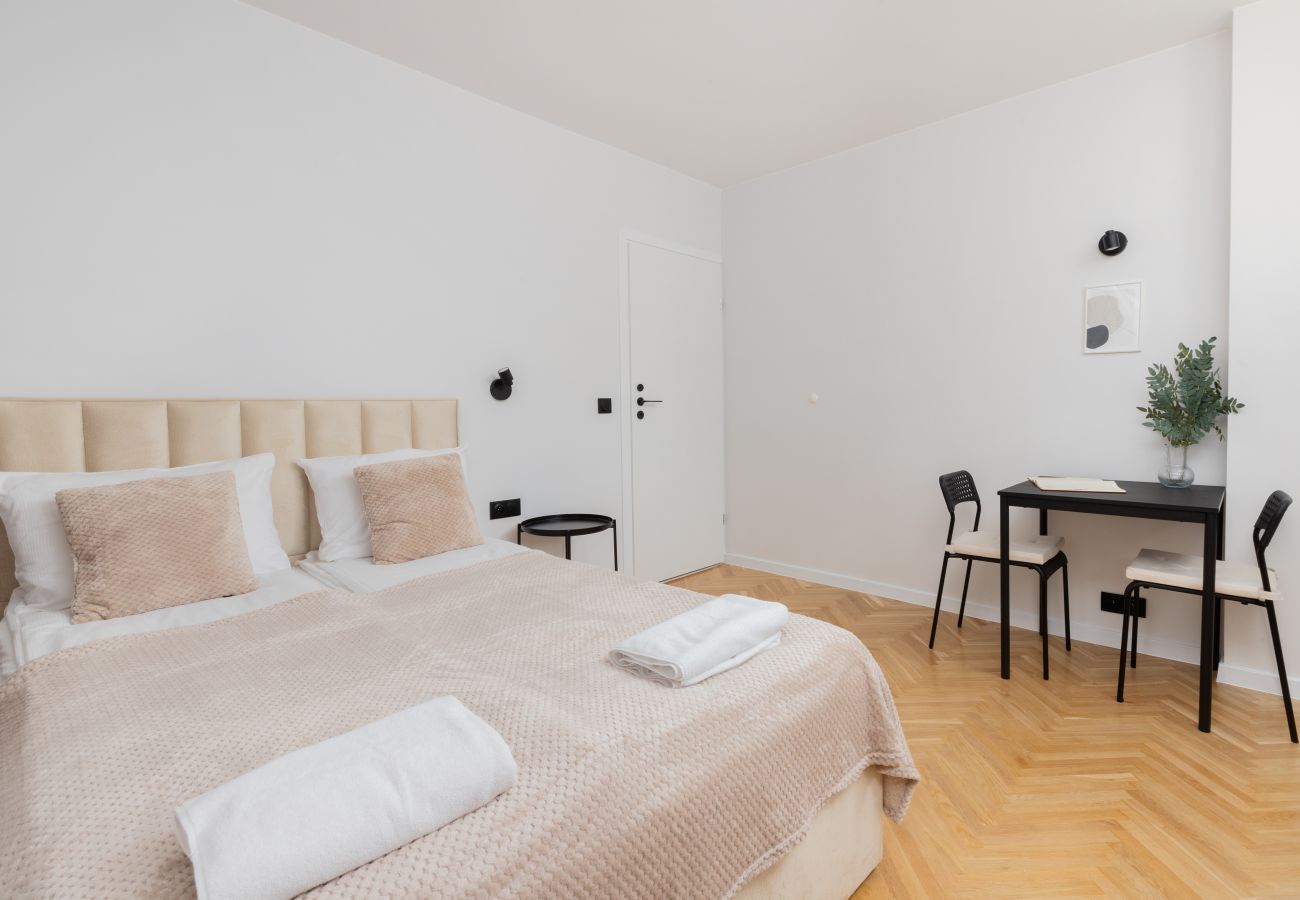 Ferienwohnung in Gdynia - Slaska Apartment | Gdynia | 1 Schlafzimmer | 6 Gäste | Balkon | Smart TV