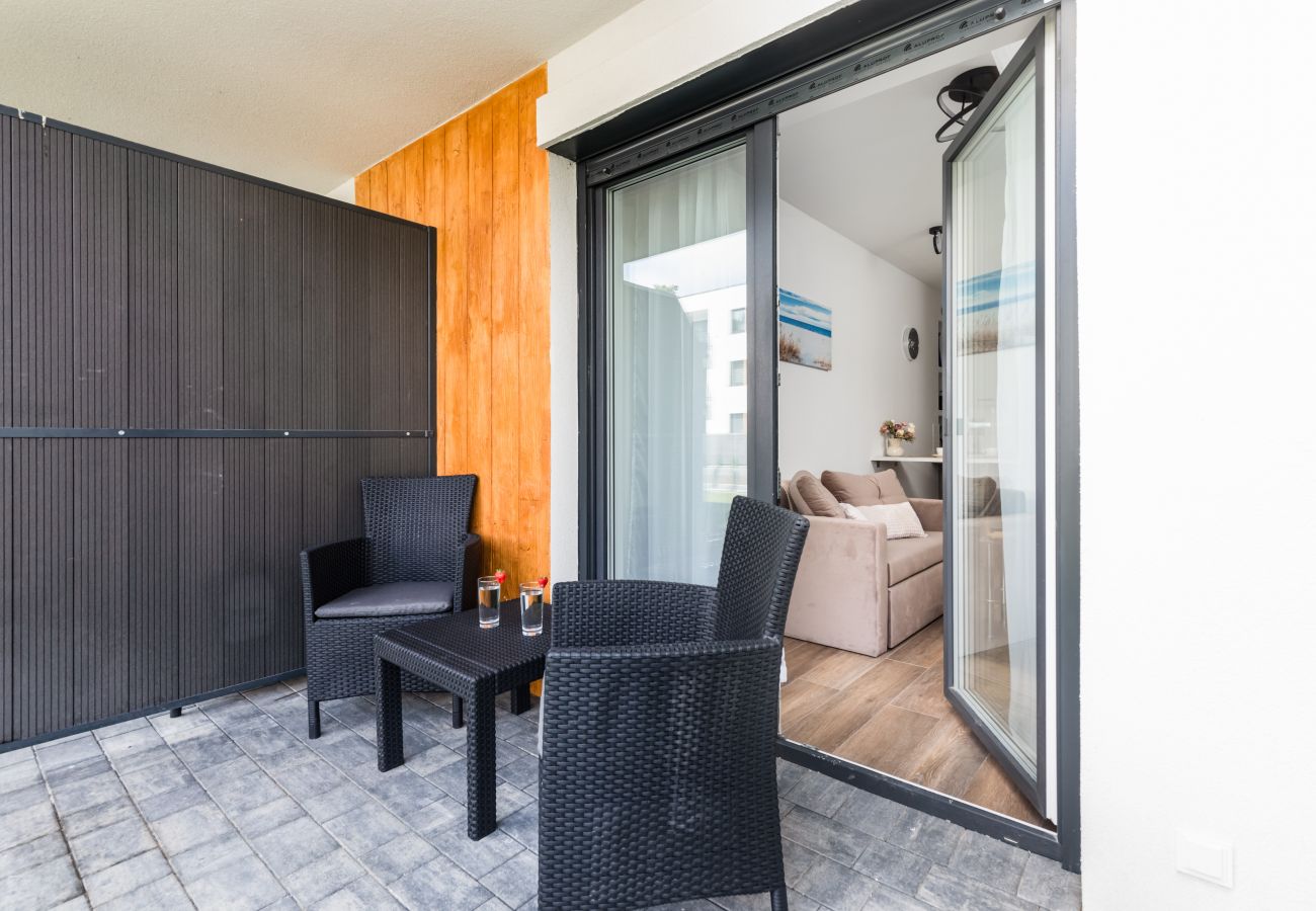 Ferienwohnung in Dziwnów - Klimaty Bałtyku | 1 Schlafzimmer | Smart TV | Parkplatz | Balkon