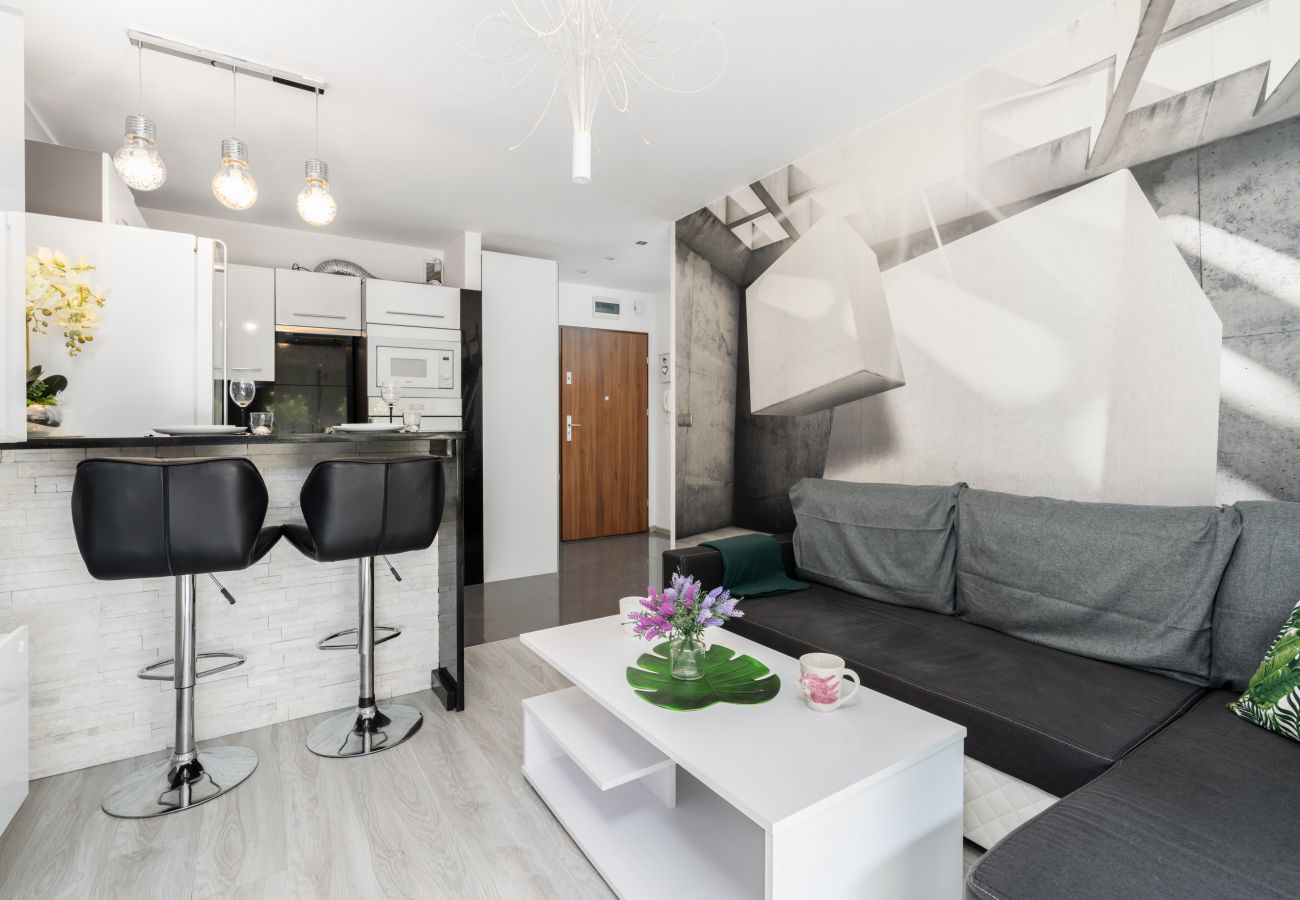 Ferienwohnung in Wrocław - Neue Wohnung Konduktorska mit Garten, Terrasse und Parkplatz