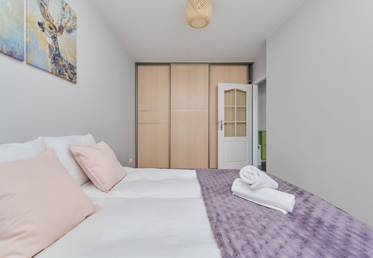 Ferienwohnung in Wrocław - Helle & gemütliche Wohnung in Breslau mit Balkon