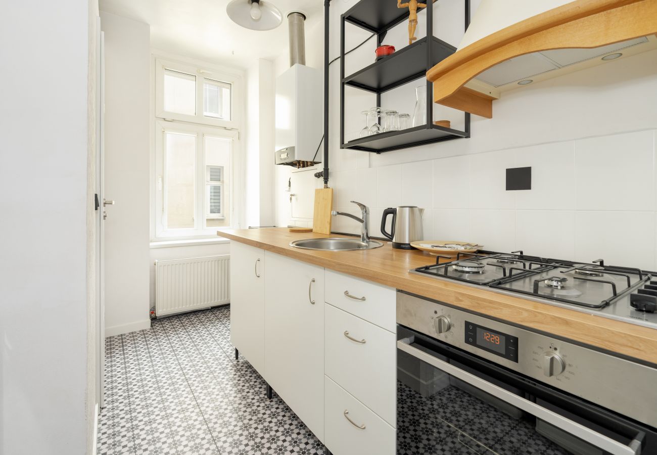 Ferienwohnung in Poznań - Helle Wohnung Garbary in der Nähe von Poznań Marktplatz