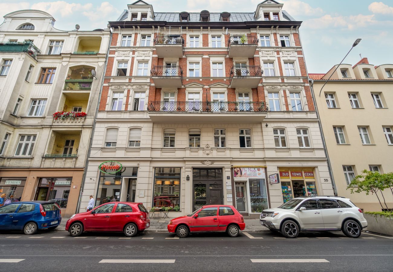 Ferienwohnung in Poznań - Helle Wohnung Garbary in der Nähe von Poznań Marktplatz