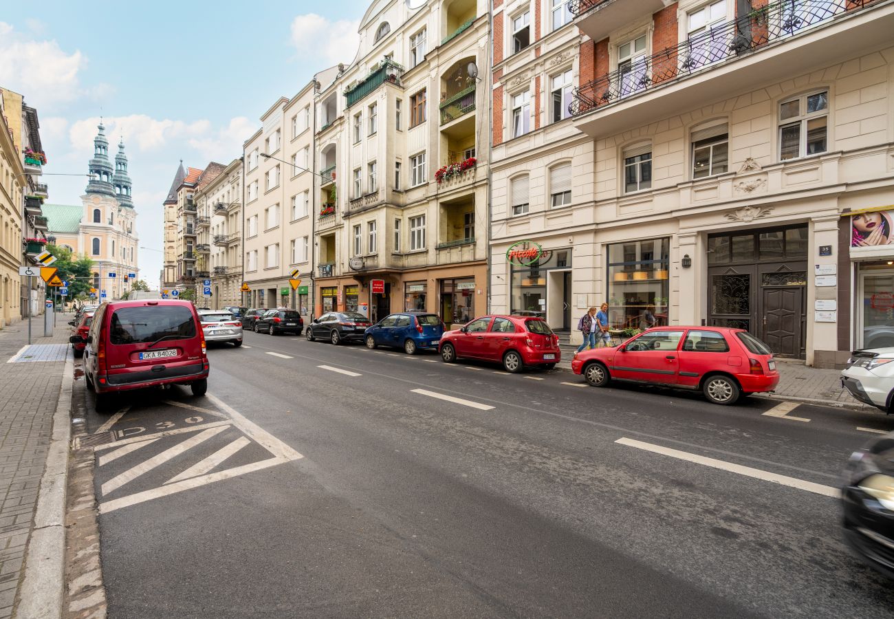 Ferienwohnung in Poznań - Helle Wohnung Garbary in der Nähe von Poznań Marktplatz