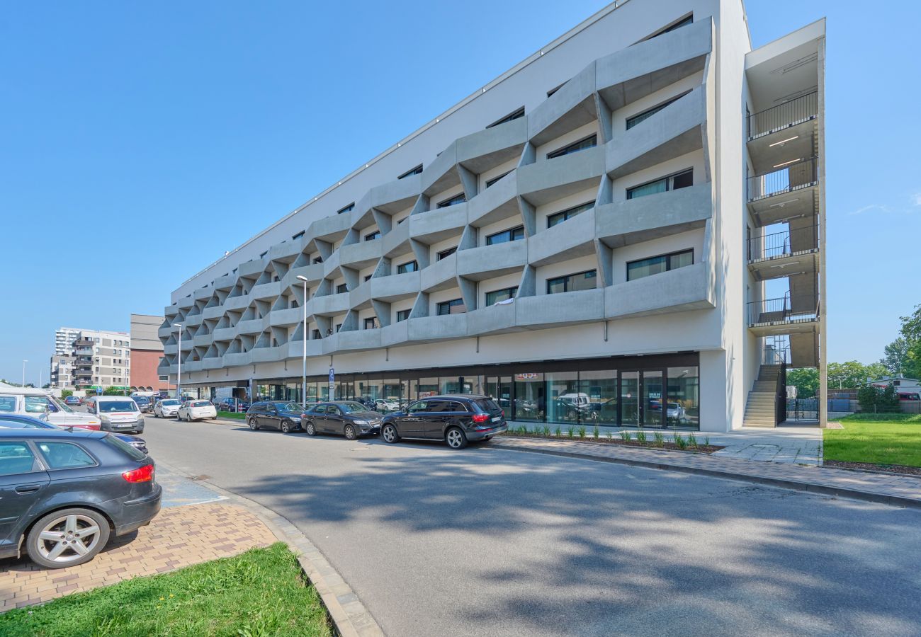 Ferienwohnung in Wrocław - Slonimski-Wohnung | 2 Balkone | Parken | Hochparterre