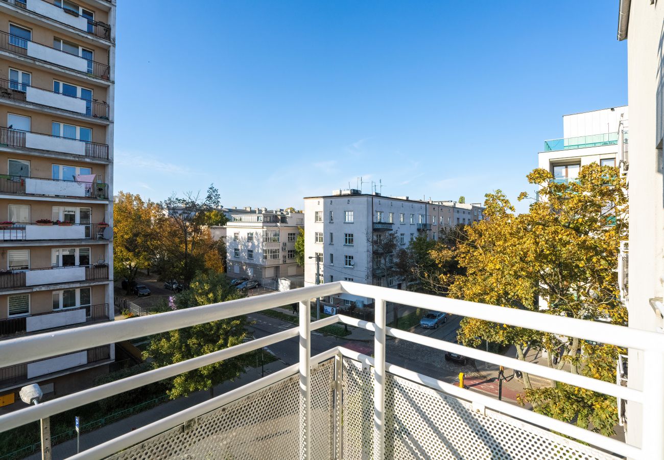 Ferienwohnung in Poznań - Modernes & helles Apartment mit Balkon in der Nähe des Parks