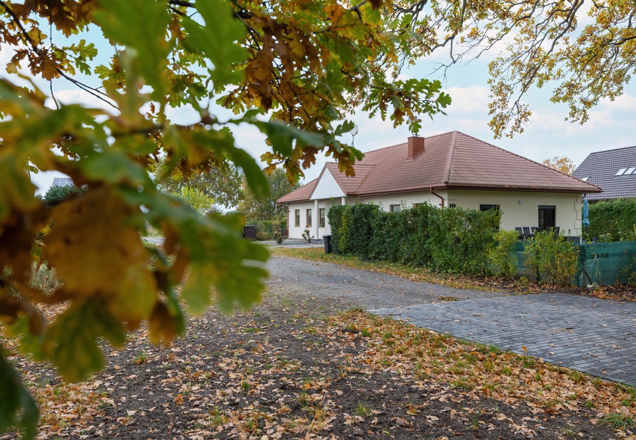 Ferienwohnung in Świnoujście - Geräumige Wohnung in einem ruhigen Haus auf der Insel Karsibor 