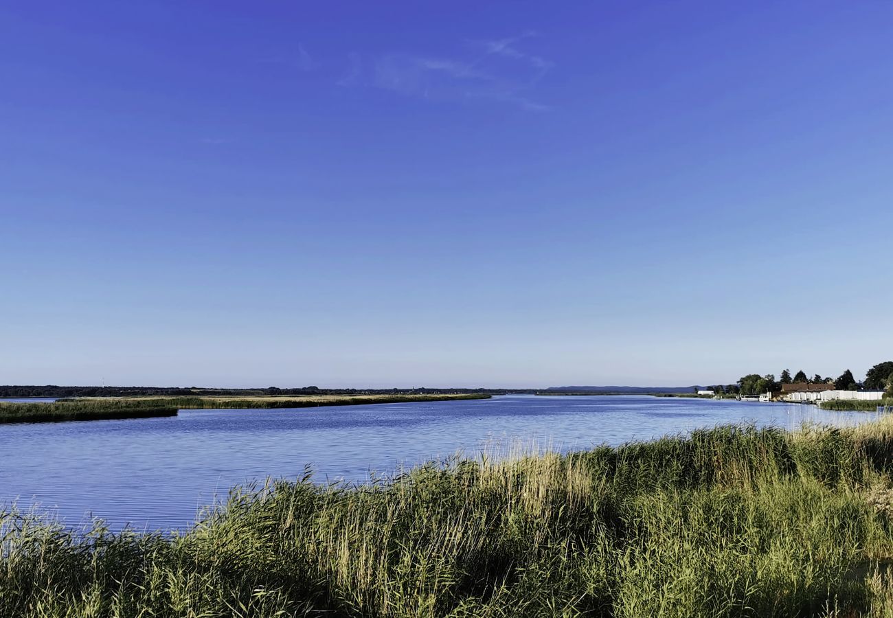 Ferienwohnung in Świnoujście - Geräumige Wohnung in einem ruhigen Haus auf der Insel Karsibor 