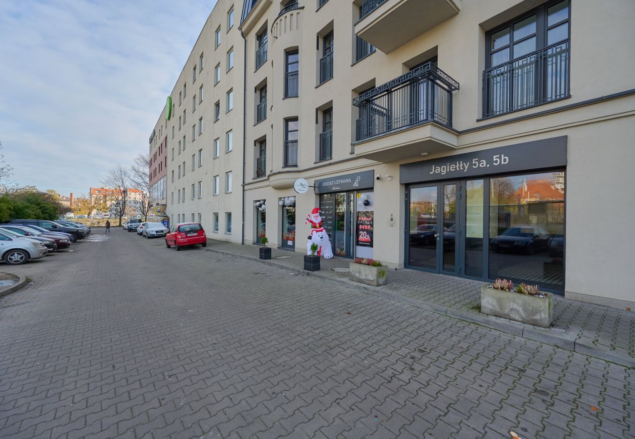 Ferienwohnung in Wrocław - Modern Chique Wohnung für eine große Familie | Parkplatz | Balkon | AC