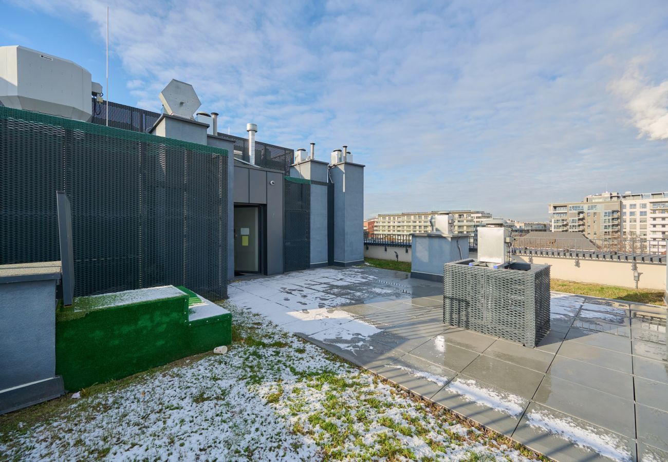 Ferienwohnung in Wrocław - Modern Chique Wohnung für eine große Familie | Parkplatz | Balkon | AC