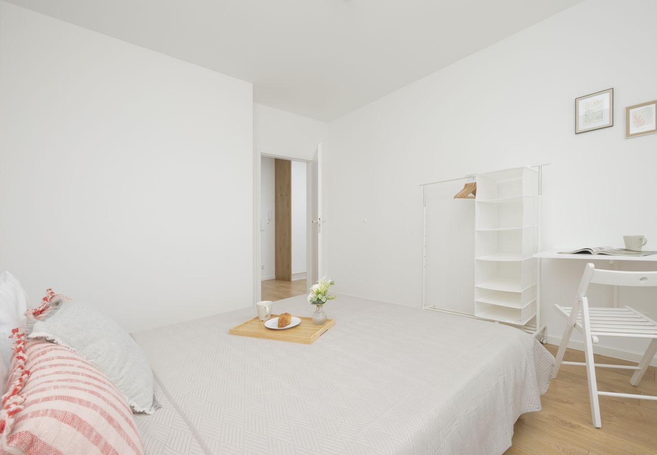 Ferienwohnung in Gdańsk - Bramińskiego 7 | Ein-Schlafzimmer-Wohnung | Fernarbeit | Parkplatz | Balkon | Gdańsk