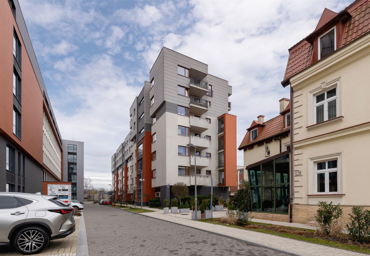 Ferienwohnung in Kraków - Kamienna 19B | Stilvolle Wohnung für 4 Personen | Ein Schlafzimmer | Möblierter Balkon | Fernarbeit | Krakau