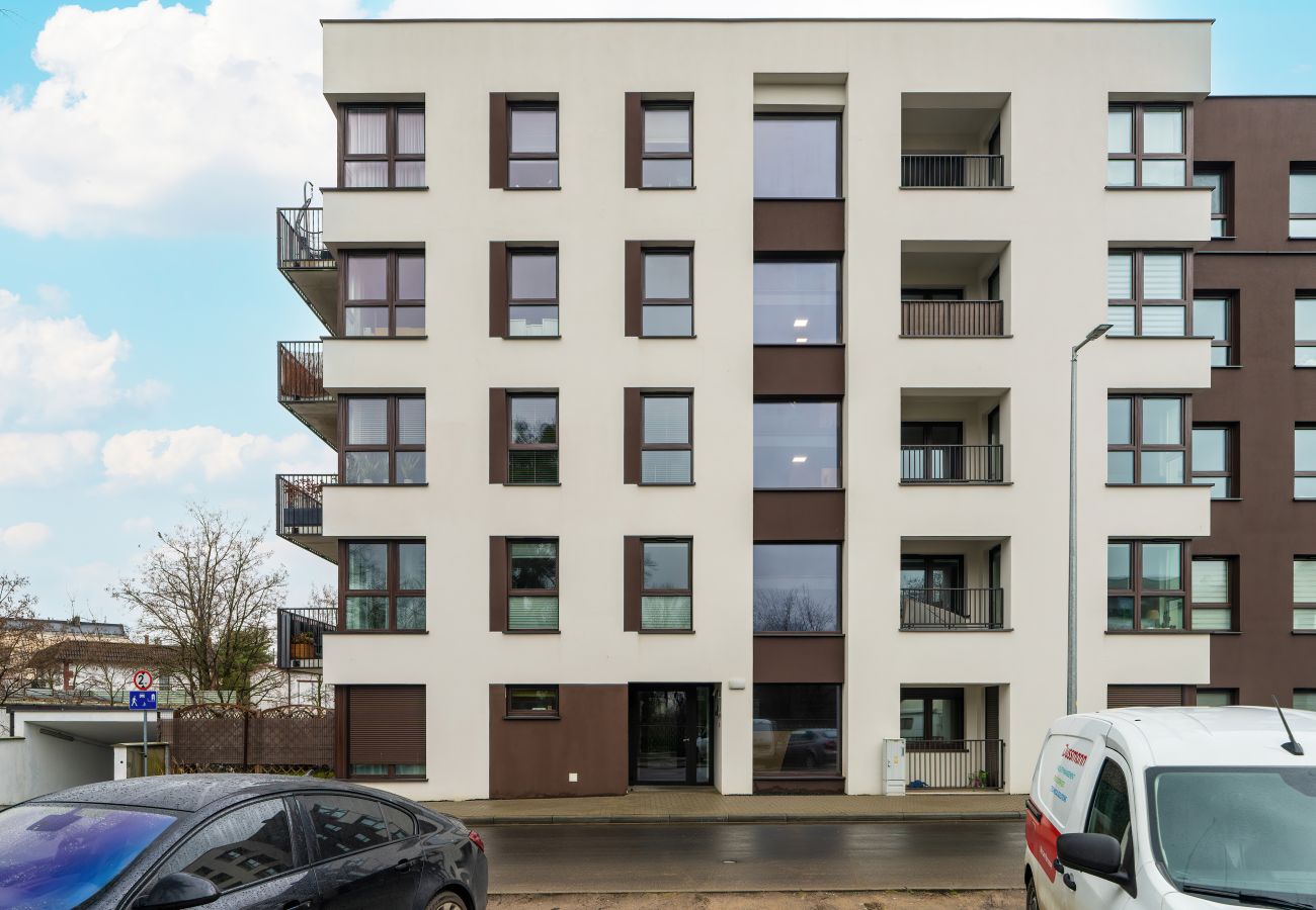 Ferienwohnung in Poznań - Mariacka 12 | Wohnung in Poznań | Möblierter Balkon | Fernarbeit | Parkplatz