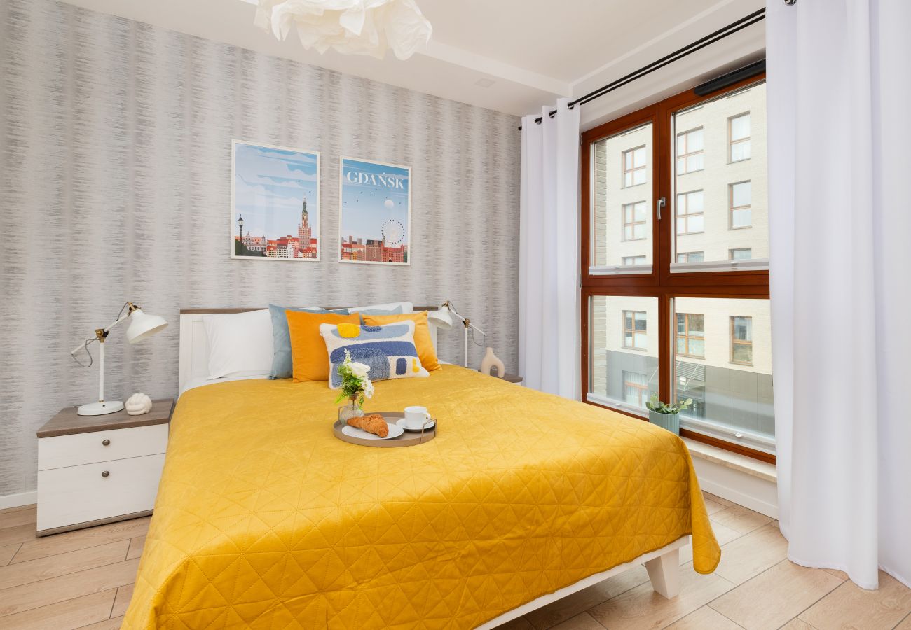 Ferienwohnung in Gdańsk - Hallera 130 | Wifi, 1 Schlafzimmer, Balkon, Parkplatz, Fitnessstudio, Danzig