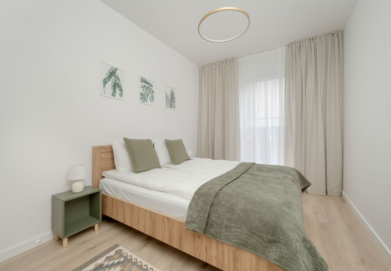 Ferienwohnung in Wrocław - Dmowskiego 13F | Wifi, Haustierfreundlich, 1 Schlafzimmer, Balkon, Parkplatz, Breslau