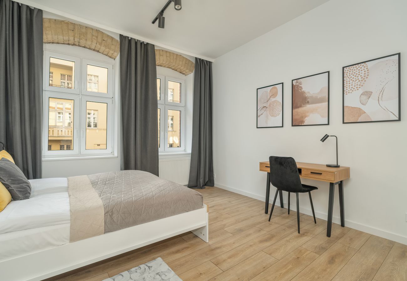 Ferienwohnung in Poznań - Świętego Czesława | Poznań | Nähe Altstadt | 1 Schlafzimmer | Balkon