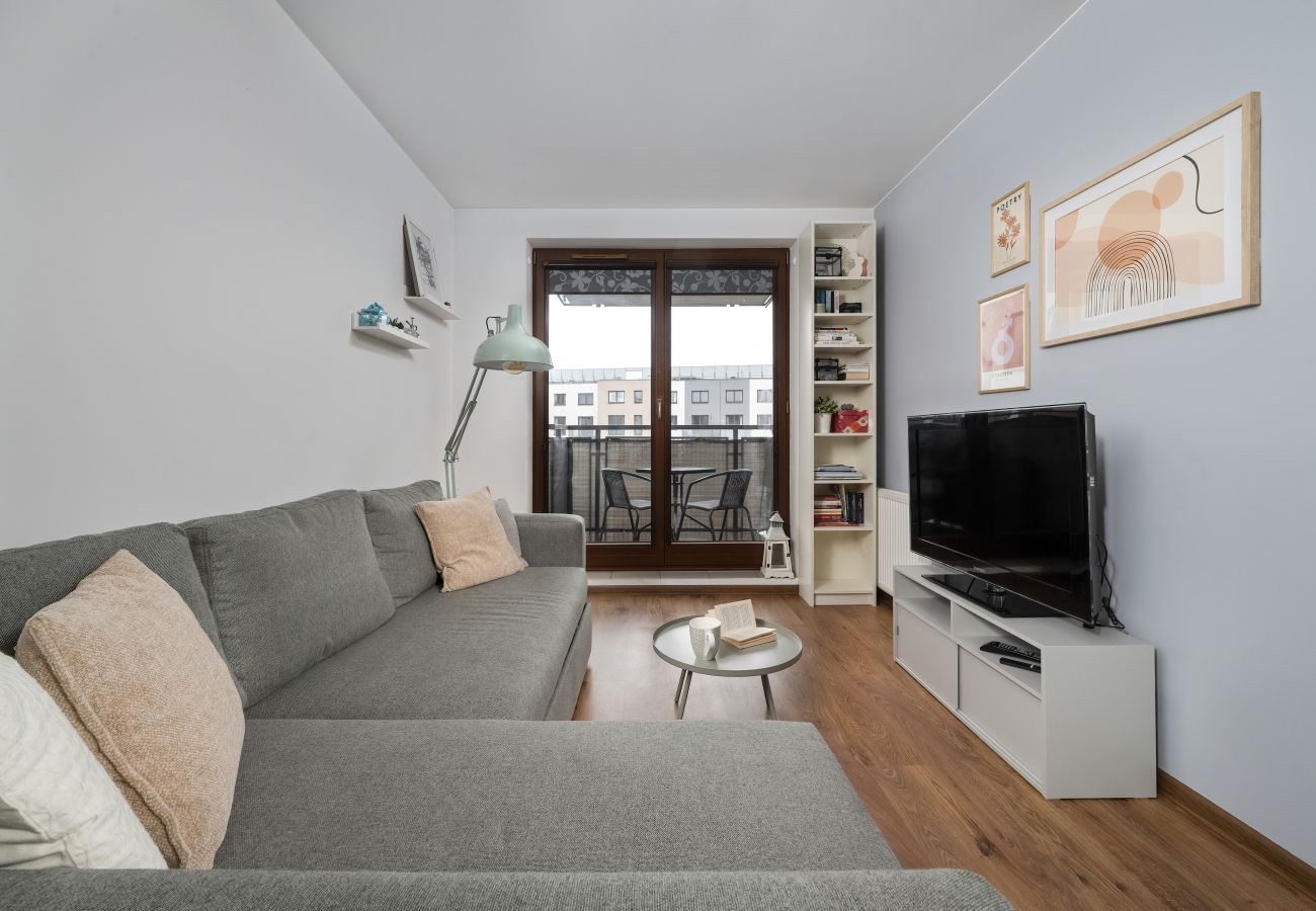 Ferienwohnung in Wrocław - Modernes Apartment mit Balkon in Wrocław | 4 Personen | Haustiere erlaubt | Smart TV | Geschlossener Innenhof mit Spielplatz