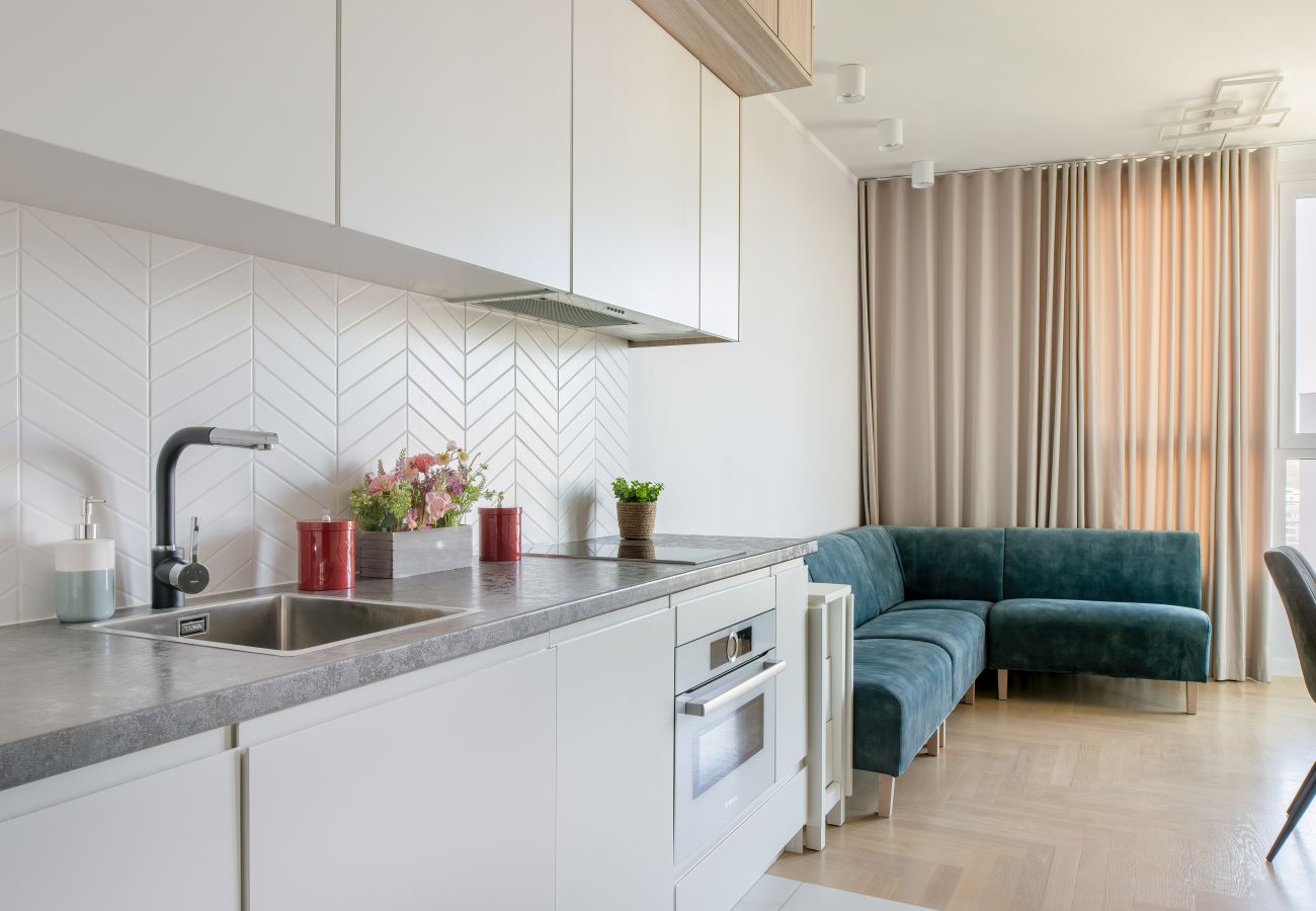 Ferienwohnung in Kraków - Wohnung mit Balkon | Parking | Stadtblick | Smart TV | Fernbedienung | Krakau 