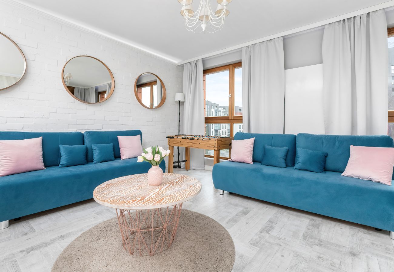 Ferienwohnung in Gdańsk - Toruńska 15 | Ein-Schlafzimmer-Apartment | 6 Personen | Parkplatz | Möblierter Balkon | Gdańsk