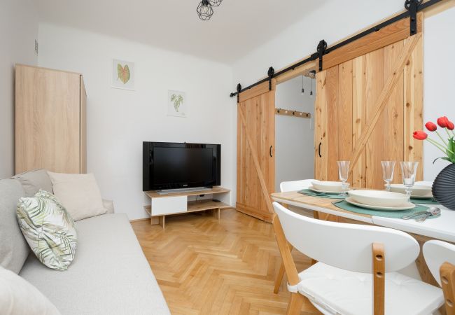Ferienwohnung in Warszawa - Gemütliche Wohnung in Warschau | 500 m zur Altstadt | Smart TV | WiFi