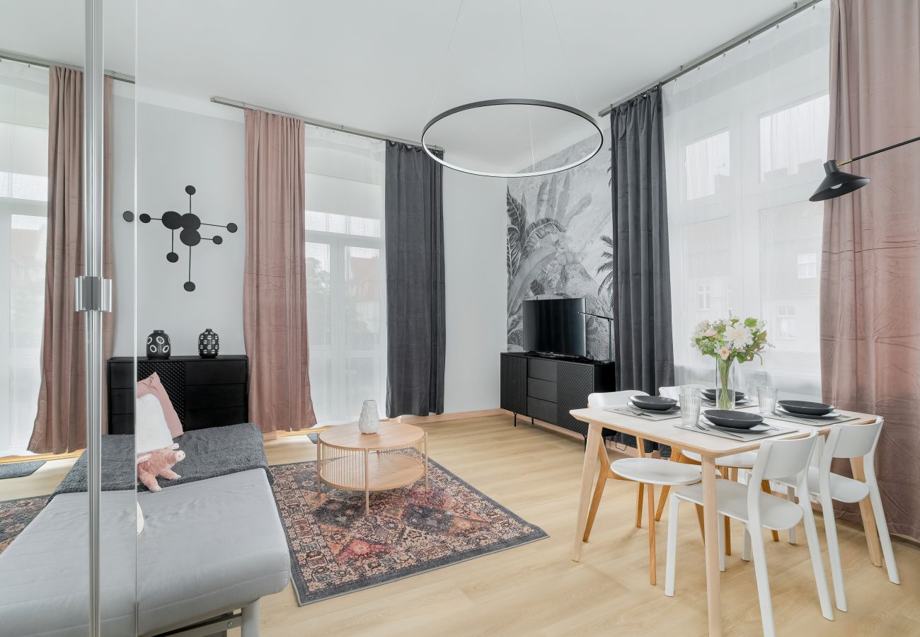 Studio in Poznań - Śniadeckich 20 | Gemütliches Studio im 3. Stock in Poznań | 2 Personen | Möblierter Balkon