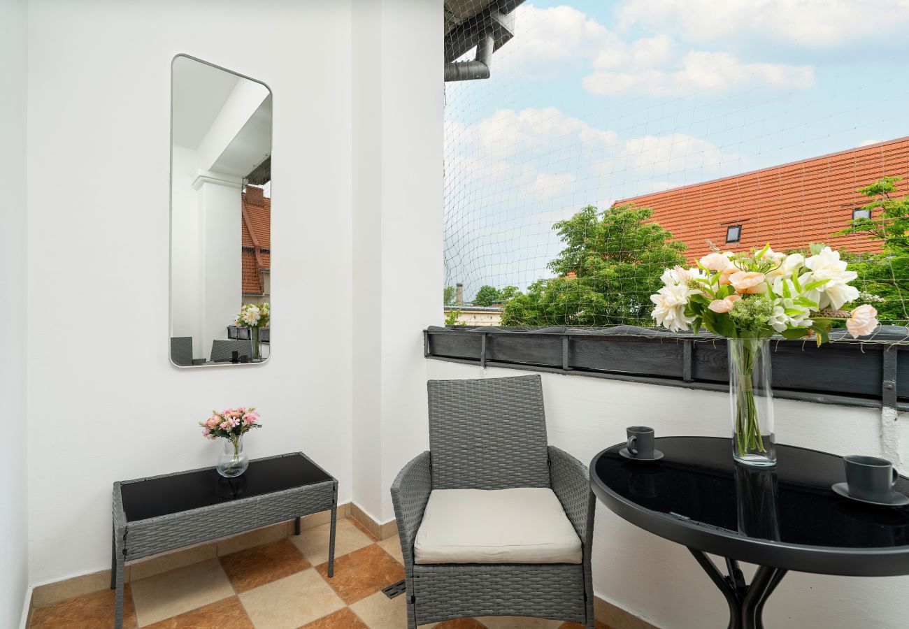 Studio in Poznań - Śniadeckich 20 | Gemütliches Studio im 3. Stock in Poznań | 2 Personen | Möblierter Balkon