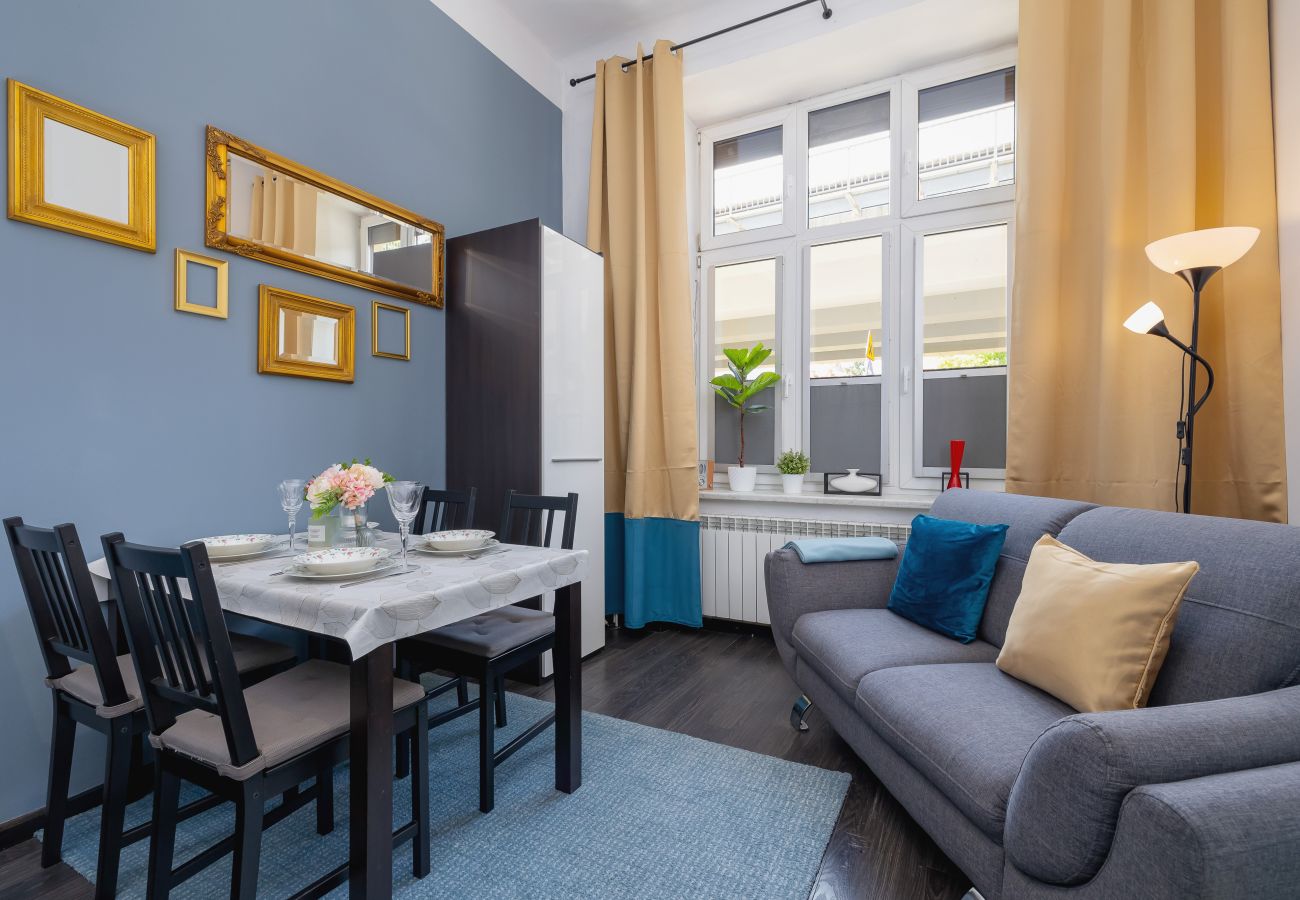 Ferienwohnung in Kraków - Elegantes Apartment | Krakau | 300 Meter zur Altstadt | Balkon | Für 4