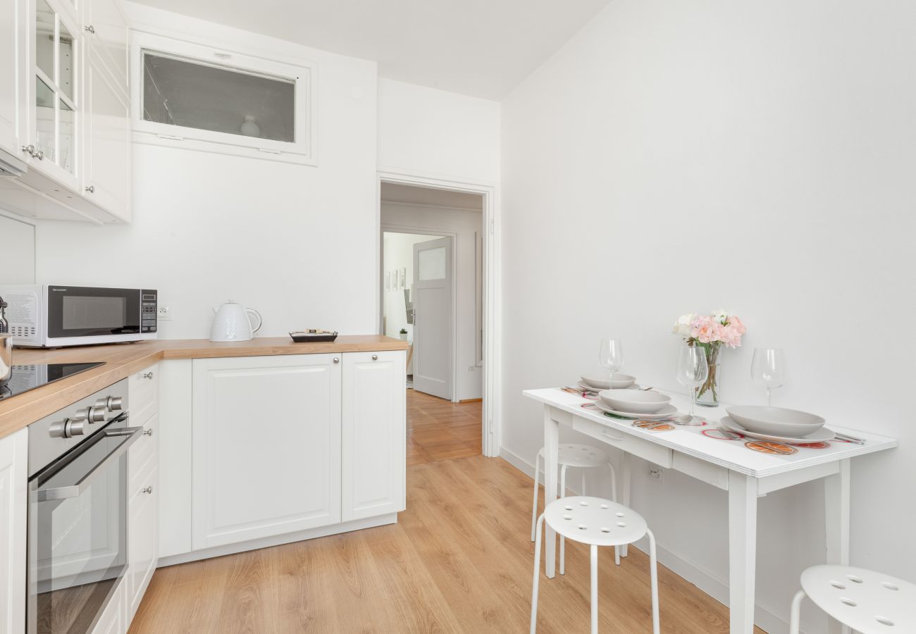 Ferienwohnung in Gdynia - Gemütliche Wohnung | Abgelegenes Arbeiten | WiFi | 600 m zum Seaside Boulevard | Gdynia