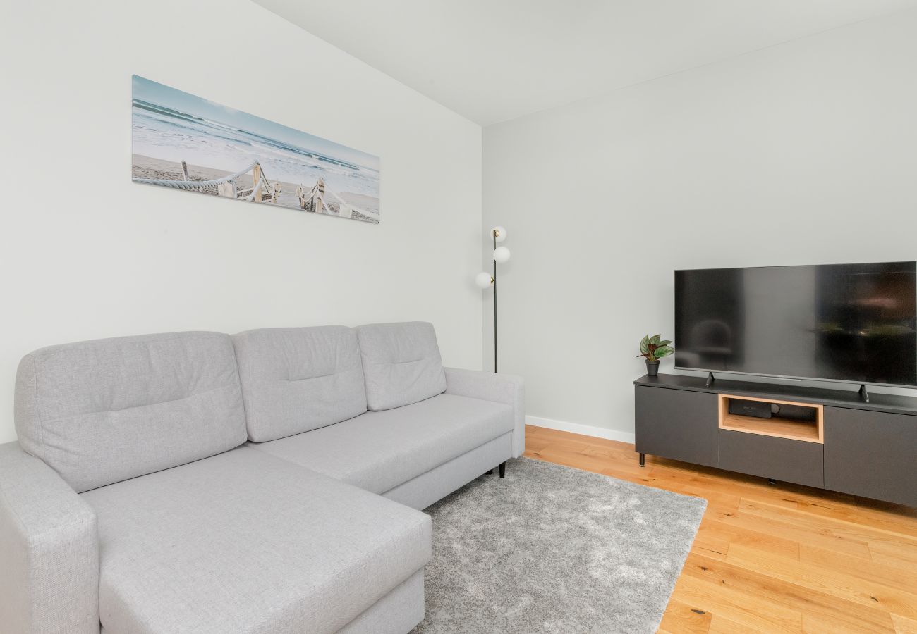 Ferienwohnung in Gdynia - Św. Piotra 6B | Wohnung im 15. Stock in Gdynia | Schöne Aussicht auf die Bucht | Parkplatz