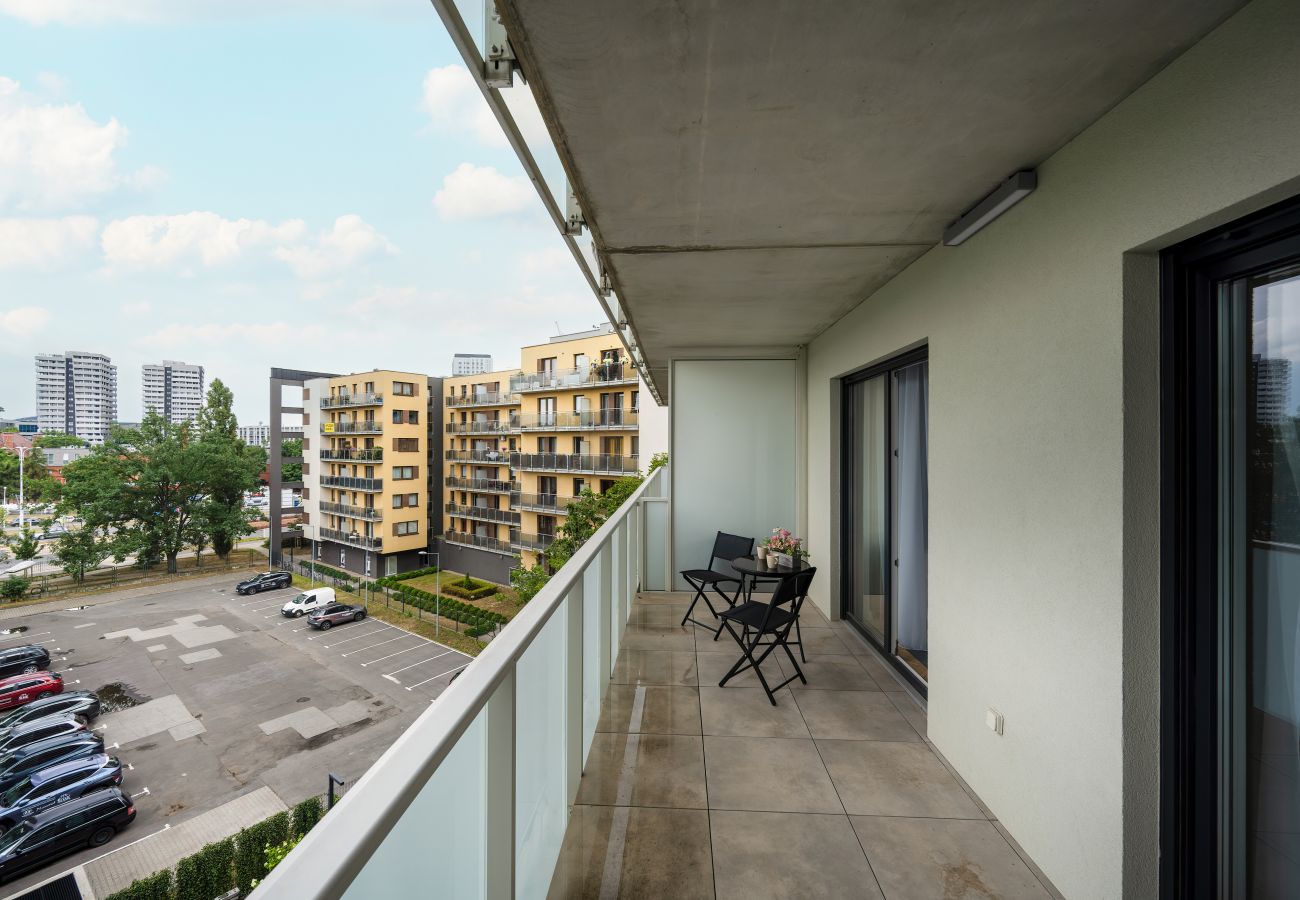 Ferienwohnung in Wrocław - Parken | Balkon, Schreibtisch, 1 Schlafzimmer | Breslau