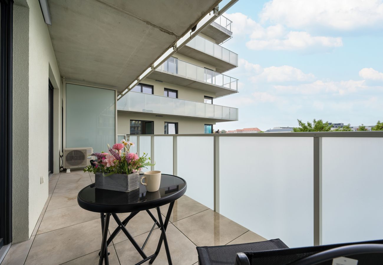 Ferienwohnung in Wrocław - Parken | Balkon, Schreibtisch, 1 Schlafzimmer | Breslau