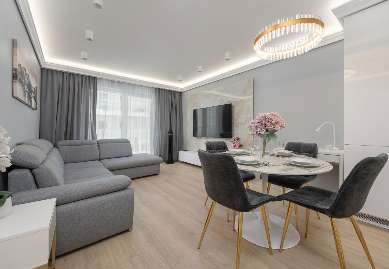 Ferienwohnung in Wrocław - Księcia Witolda 48 | Prestige, Wifi, 1 Schlafzimmer, Balkon, Breslau