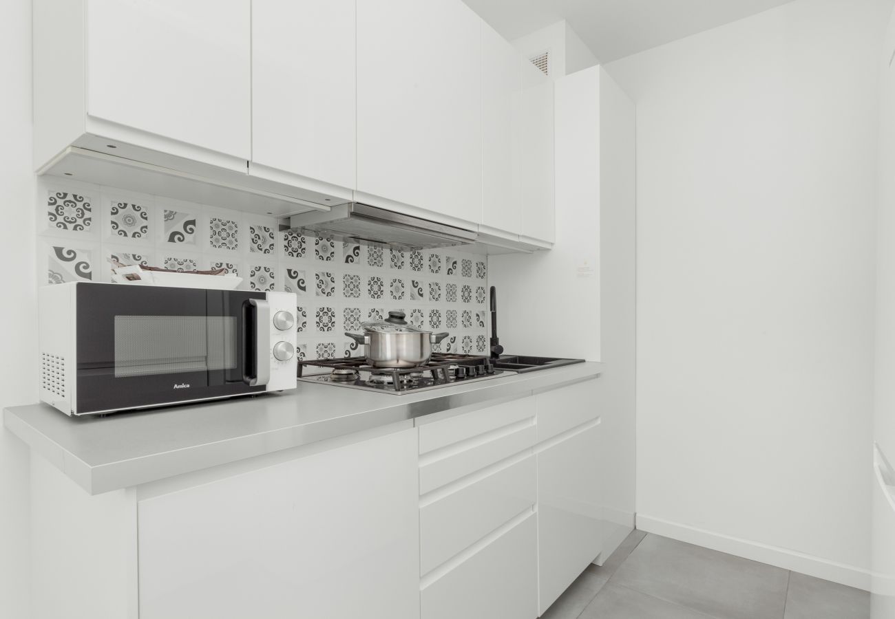 Ferienwohnung in Gdynia - Ikara 3A | Badewanne, Schreibtisch, Waschmaschine | Gdingen