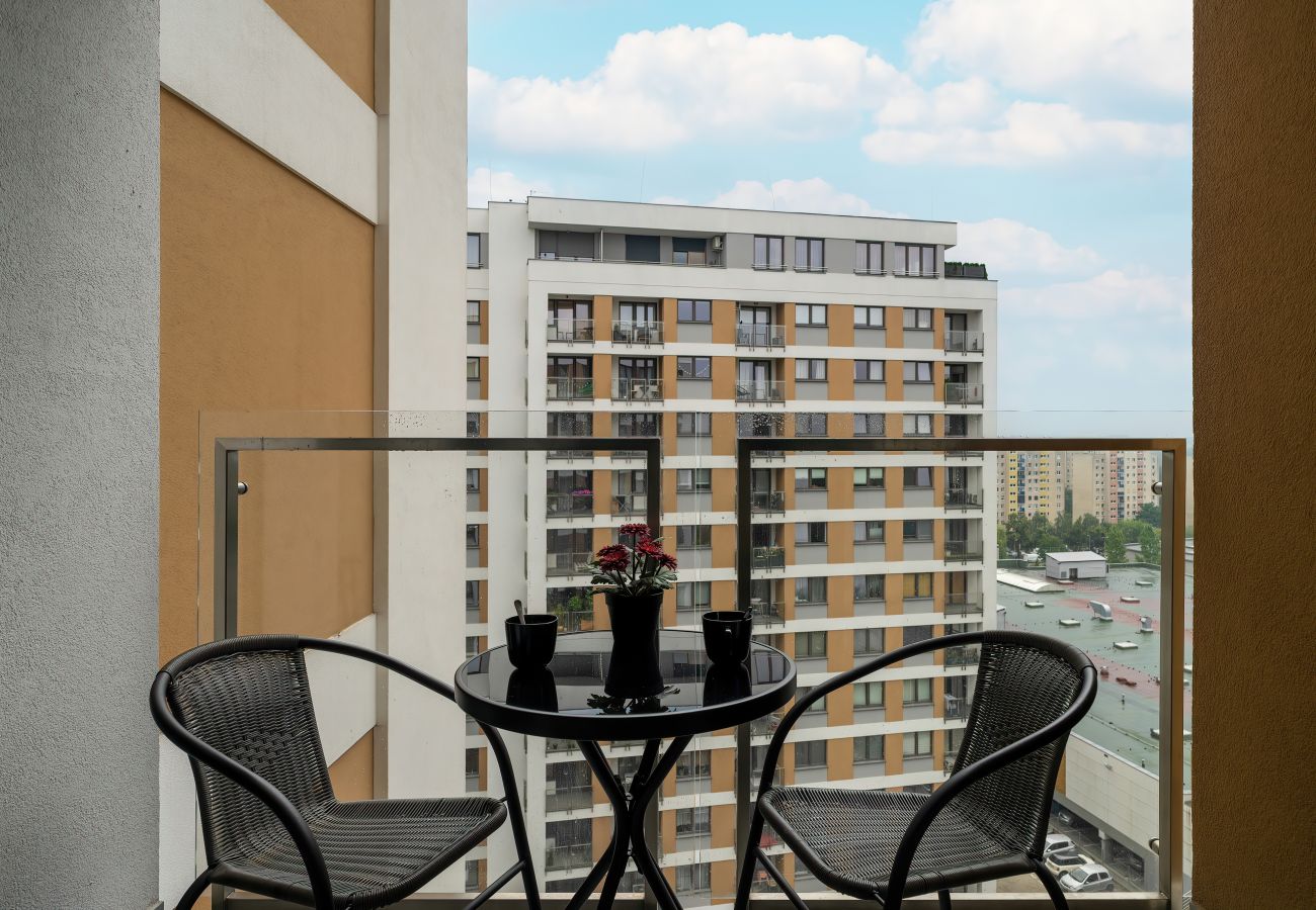 Ferienwohnung in Poznań - 28. Juni 1956r 382c/102 Wohnung | 1 Schlafzimmer | Parkplatz | Balkon