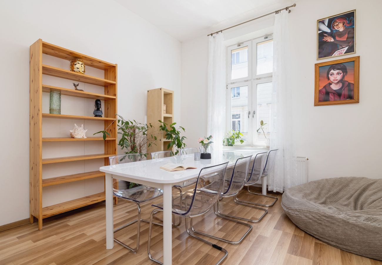 Ferienwohnung in Kraków - Stilvolle Wohnung | 2 Schlafzimmer | Remote Arbeit | Downtown Krakau  