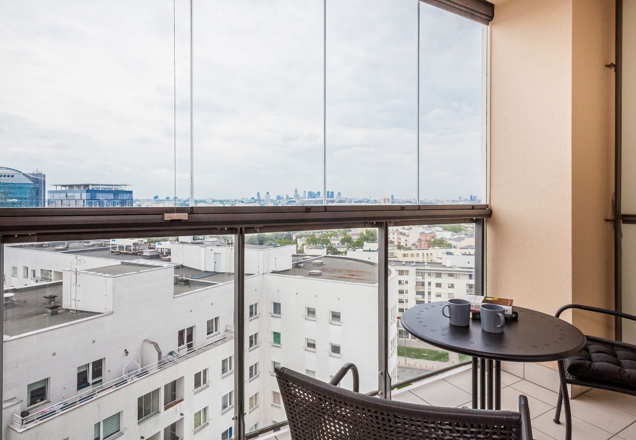 Apartment in Warszawa - One-bedroom apartment with balcony Rondo Wiatraczna 207/125