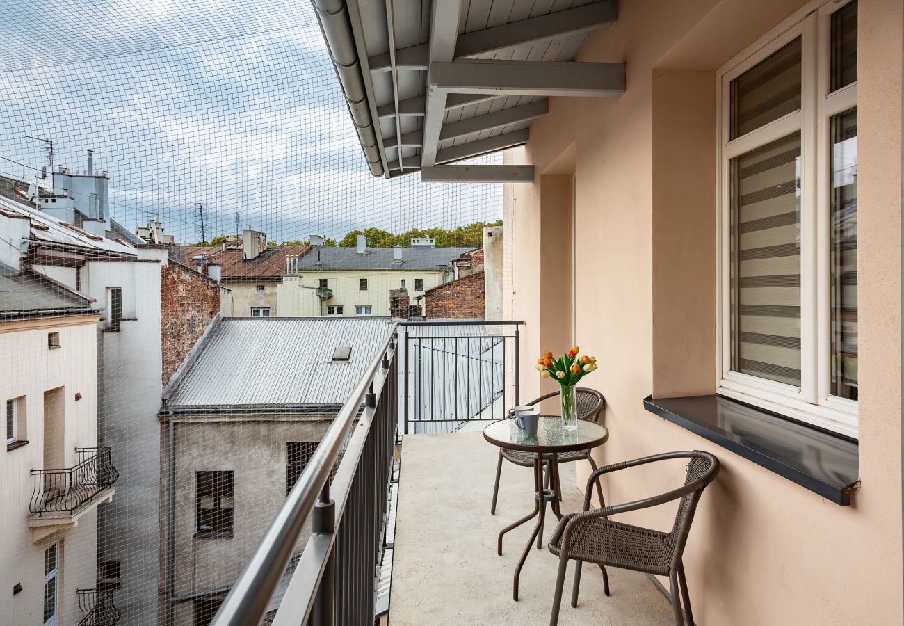 balcony, chairs, table, view, view from apartment, view from balcony, apartment, exterior, rent