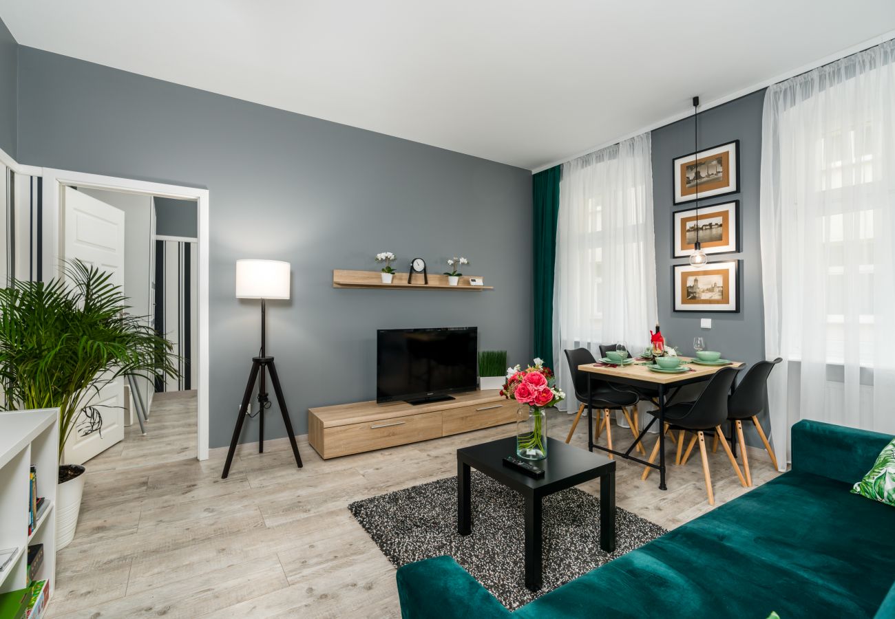 Apartment in Poznań - One-Bedroom Apartment | Poznań