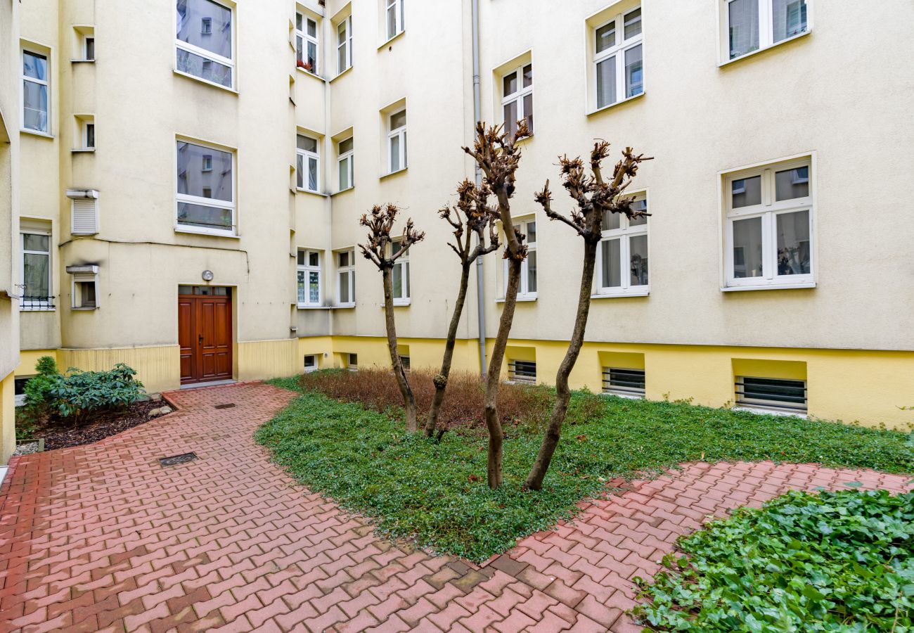 Apartment in Poznań - One-Bedroom Apartment | Poznań