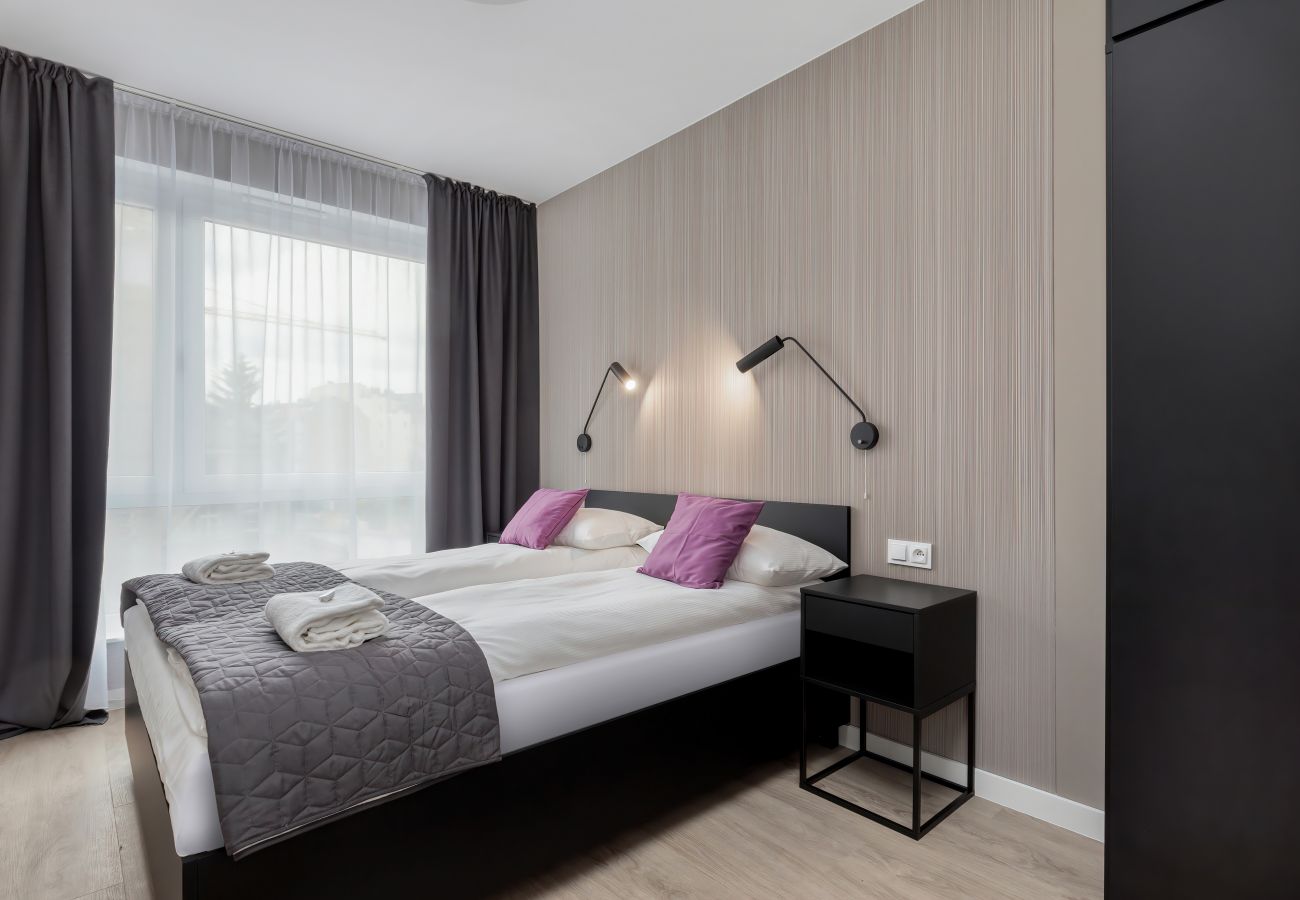 Apartment in Poznań - One Bedroom Apartment | Bóznicza 2 /70B Poznań