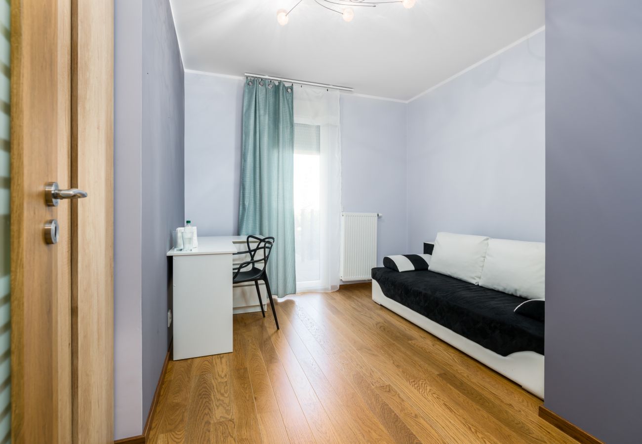 Apartment in Wrocław - Two Bedroom Apartment | Wrocław Sikorskiego