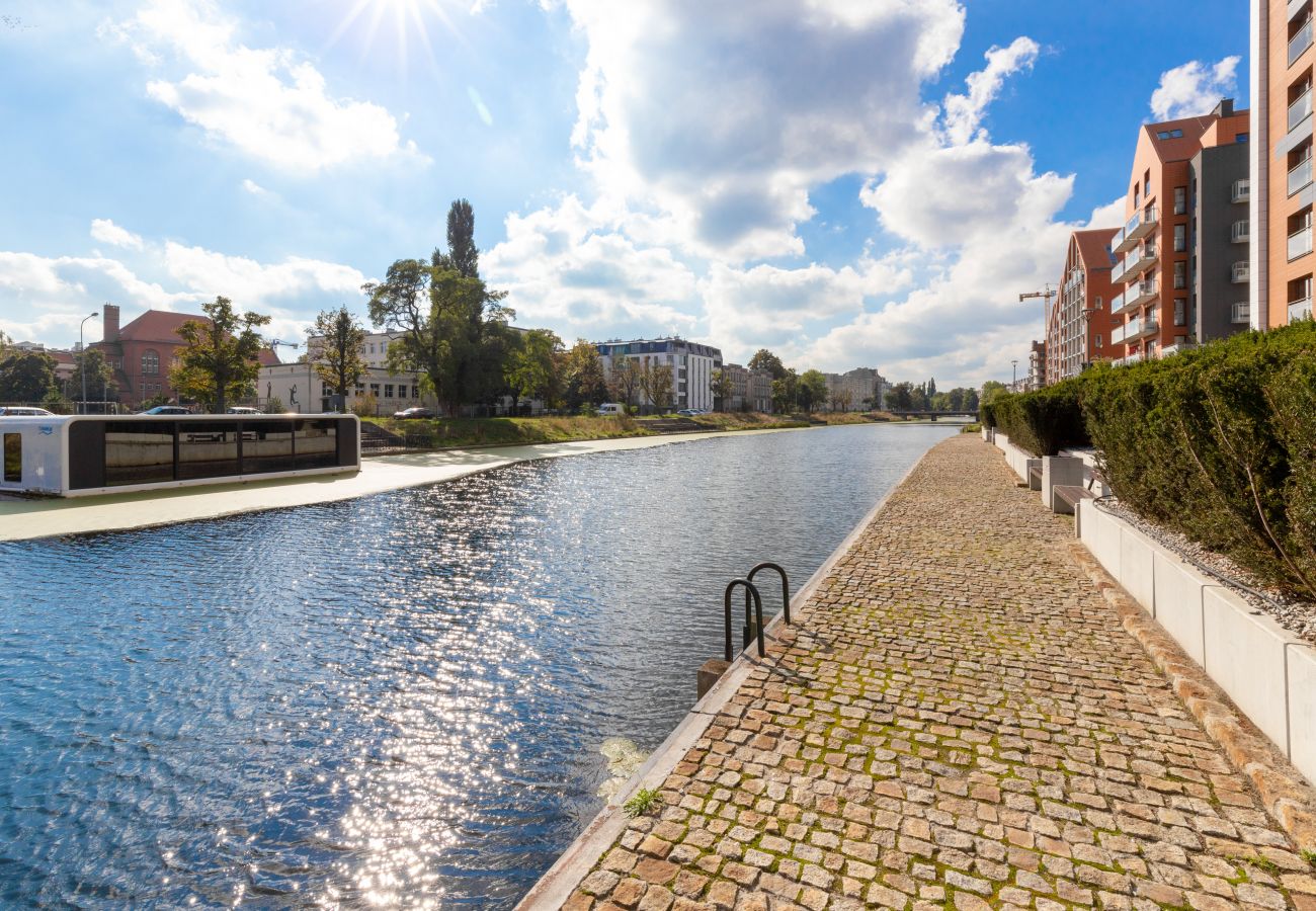 Apartment in Gdańsk - Apartment with a river view, Gdansk Old Town