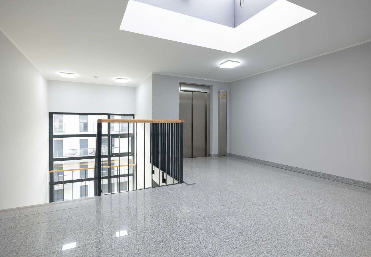 interior, apartment, apartment building, apartment building interior, corridor, entrance, rent